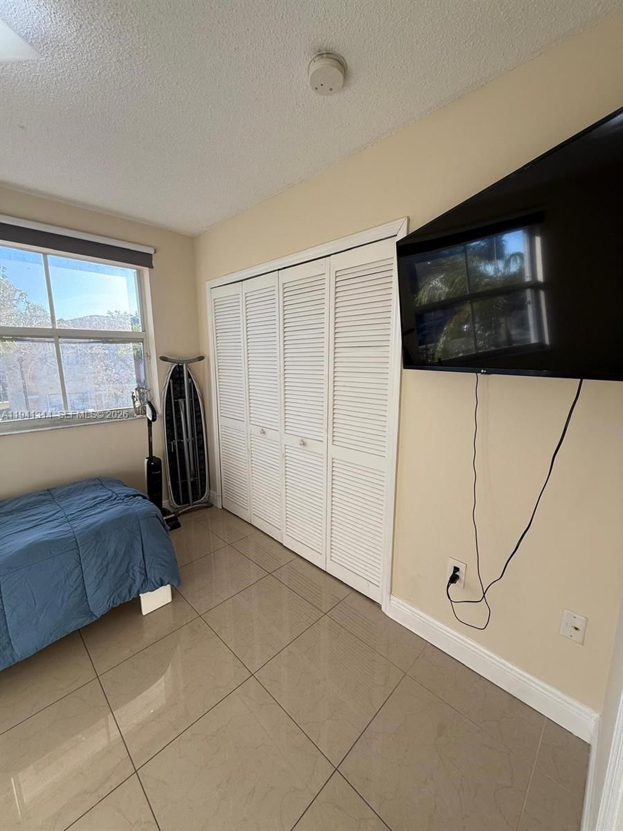 Real estate property located at 13867 62nd Ter, Miami-dade, Kendale Lakes North Sec 9, Miami, FL