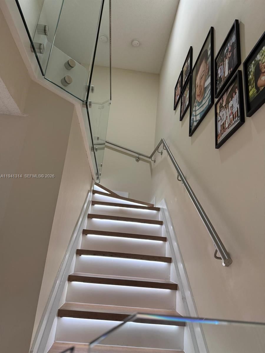 Real estate property located at 13867 62nd Ter, Miami-dade, Kendale Lakes North Sec 9, Miami, FL