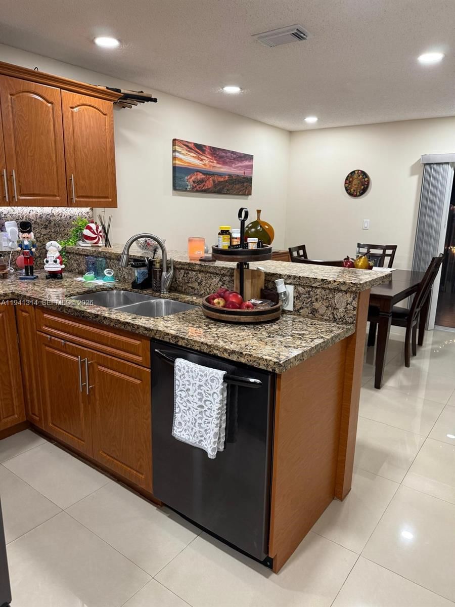 Real estate property located at 13867 62nd Ter, Miami-dade, Kendale Lakes North Sec 9, Miami, FL