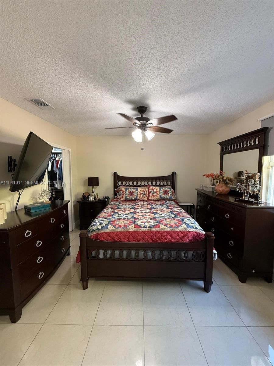 Real estate property located at 13867 62nd Ter, Miami-dade, Kendale Lakes North Sec 9, Miami, FL