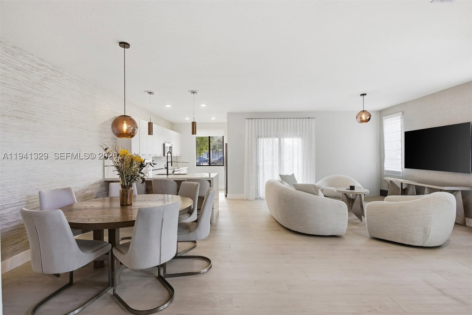 Real estate property located at 4250 83rd Ave, Miami-dade, Downtown Doral South Phas, Doral, FL