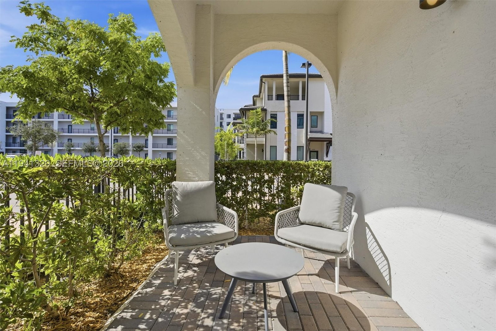 Real estate property located at 4250 83rd Ave, Miami-dade, Downtown Doral South Phas, Doral, FL
