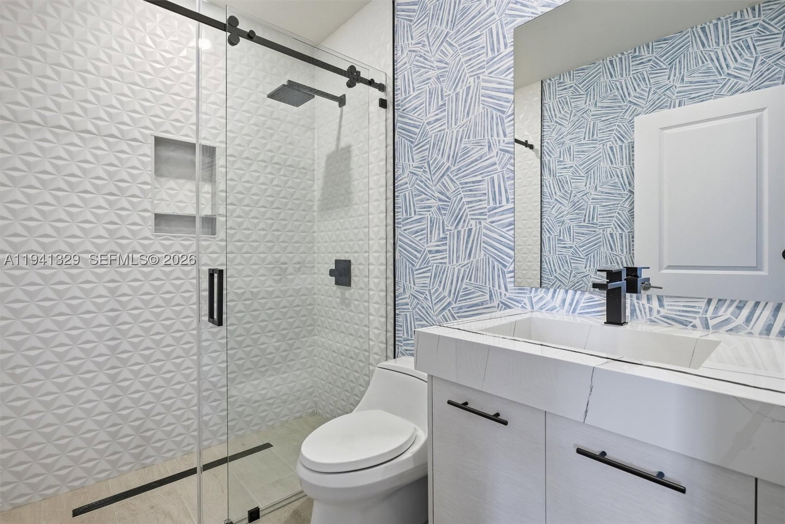 Real estate property located at 4250 83rd Ave, Miami-dade, Downtown Doral South Phas, Doral, FL
