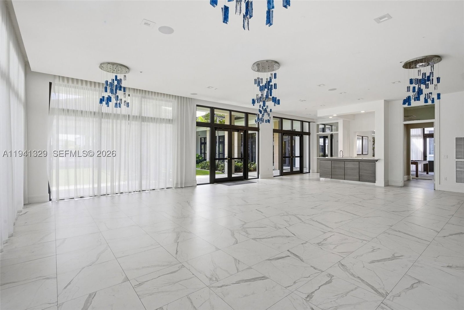 Real estate property located at 4250 83rd Ave, Miami-dade, Downtown Doral South Phas, Doral, FL