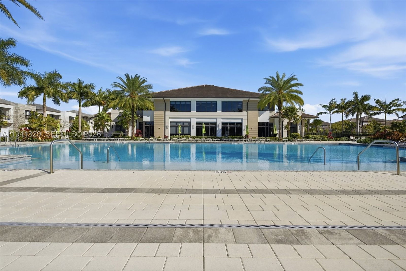 Real estate property located at 4250 83rd Ave, Miami-dade, Downtown Doral South Phas, Doral, FL