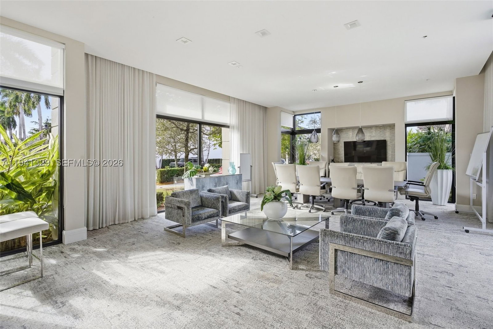 Real estate property located at 4250 83rd Ave, Miami-dade, Downtown Doral South Phas, Doral, FL