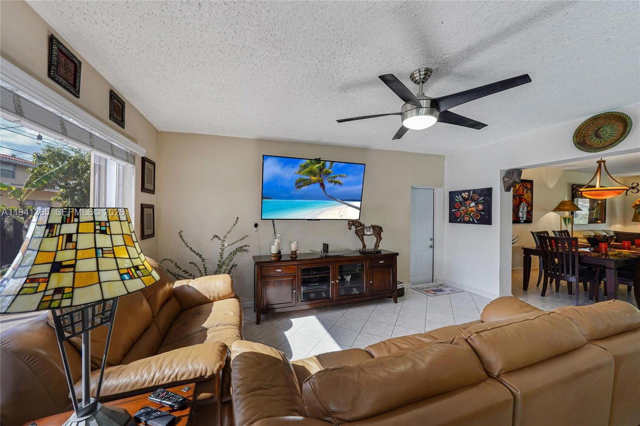 Real estate property located at 7256 16th St, Miami-dade, Harwood Village, Miami, FL