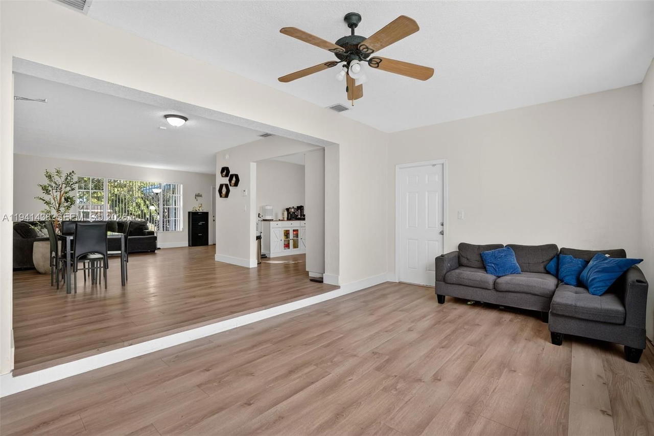 Real estate property located at 8500 16th St, Miami-dade, Westchester Part 3, Miami, FL