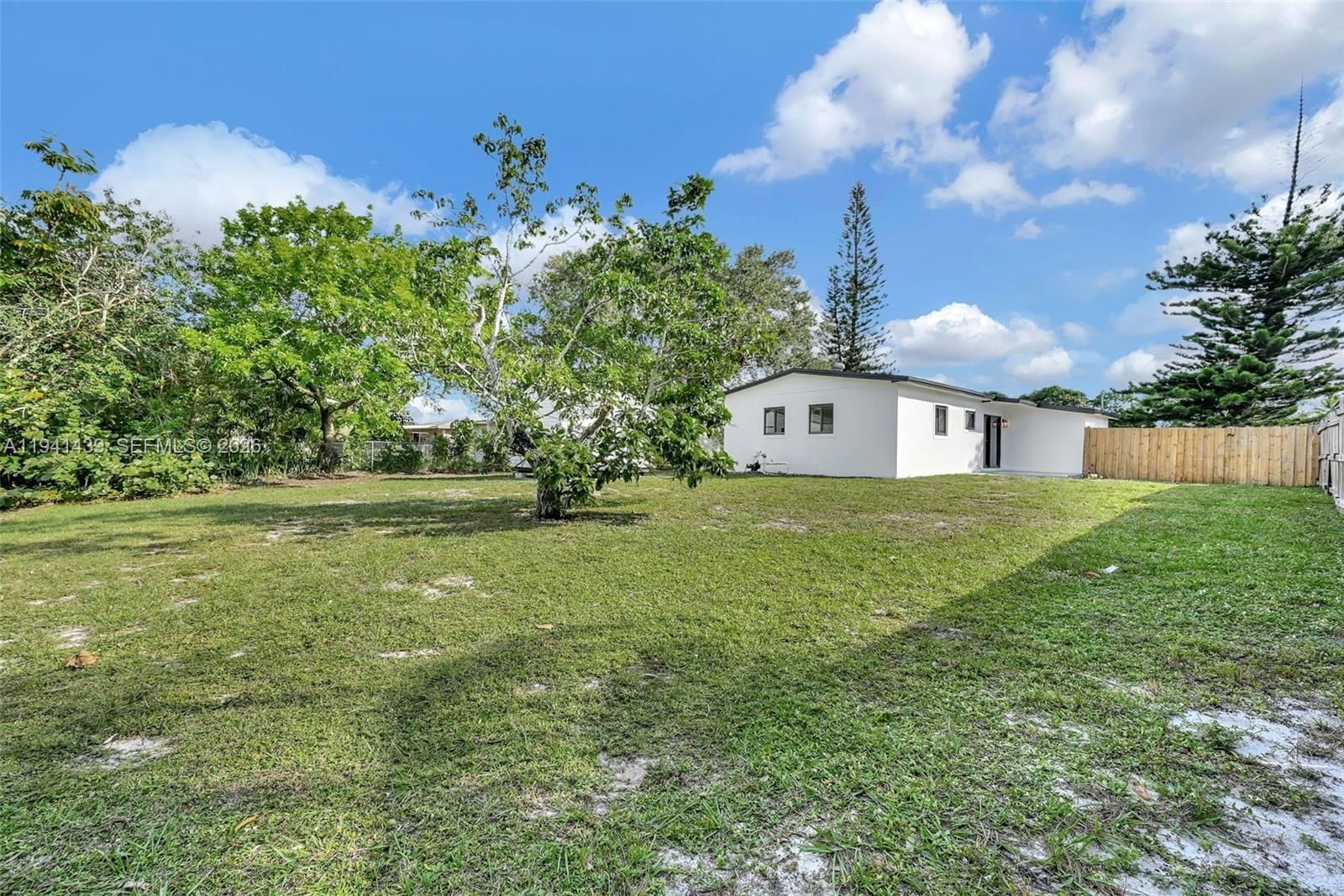 Real estate property located at 2931 190th St, Miami-dade, Carol City 4th Addn, Miami Gardens, FL