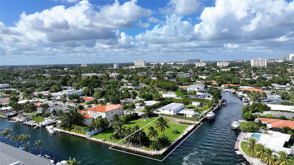 Real estate property located at 2210 124th St, Miami-dade, Keystone Island No 1, North Miami, FL