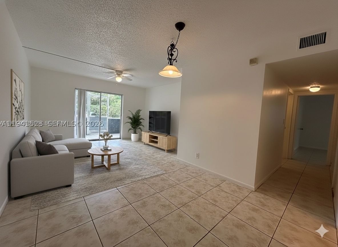 Real estate property located at 4354 9th Ave #12-1C, Broward, Heritage Circle Condo, Deerfield Beach, FL