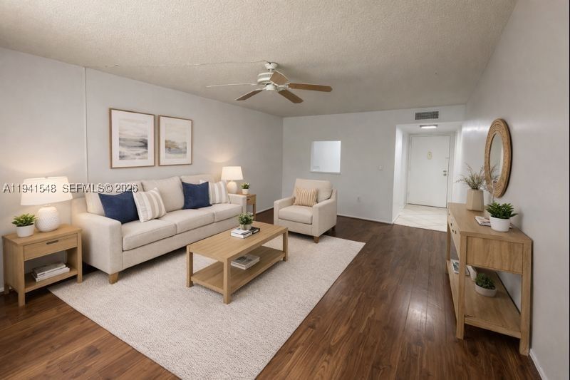 Real estate property located at 4344 9th Ave #9-3D, Broward, Heritage Circle Condo, Deerfield Beach, FL