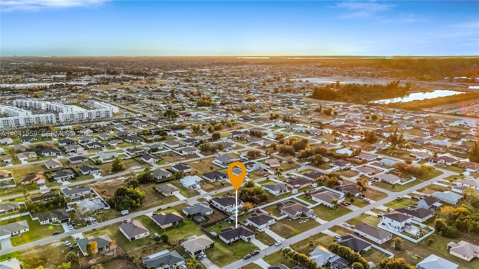 Real estate property located at 500 NW 5 th ST, Lee, N/a, Cape Coral, FL