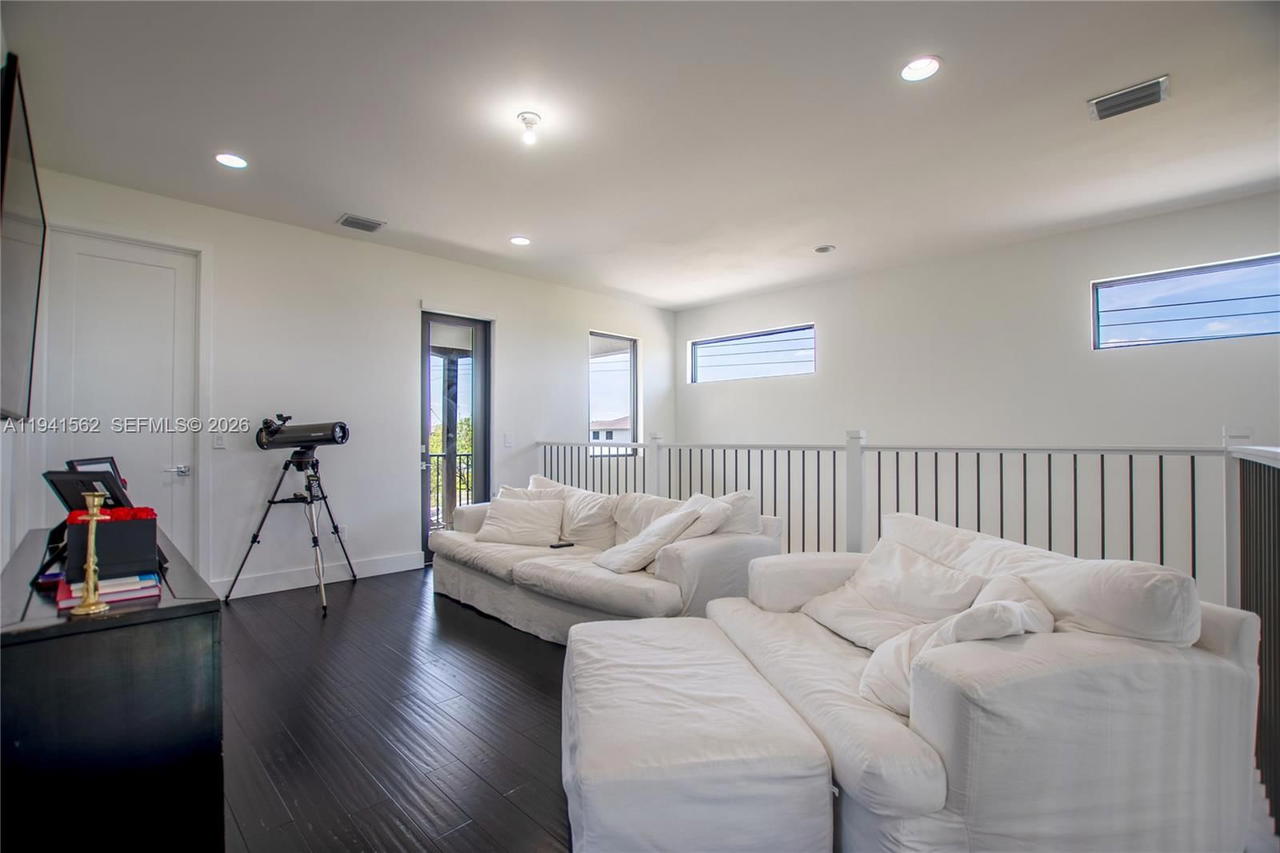 Real estate property located at 15821 49th St, Broward, Circle S Estates, Southwest Ranches, FL