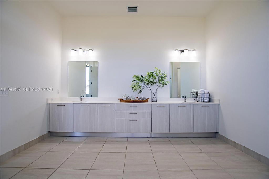 Real estate property located at 15821 49th St, Broward, Circle S Estates, Southwest Ranches, FL