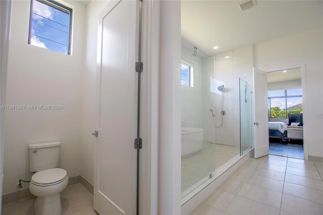 Real estate property located at 15821 49th St, Broward, Circle S Estates, Southwest Ranches, FL