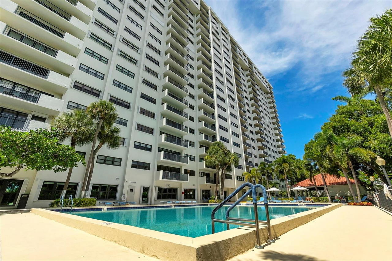 Real estate property located at 3200 Port Royale Dr N #705, Broward, Tower Portsmouth At Port, Fort Lauderdale, FL
