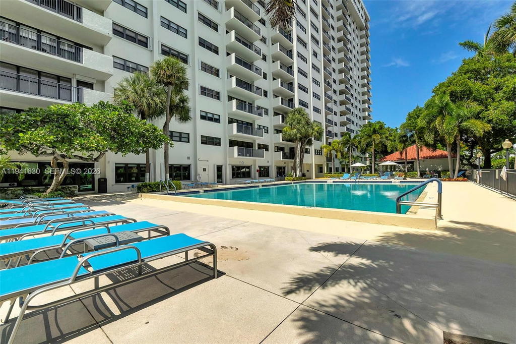 Real estate property located at 3200 Port Royale Dr N #705, Broward, Tower Portsmouth At Port, Fort Lauderdale, FL