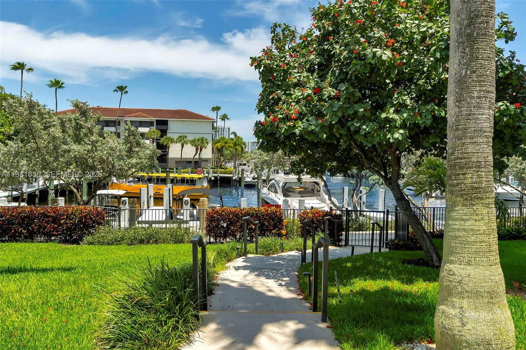 Real estate property located at 3200 Port Royale Dr N #705, Broward, Tower Portsmouth At Port, Fort Lauderdale, FL