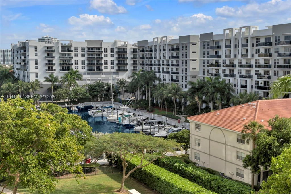 Real estate property located at 3200 Port Royale Dr N #705, Broward, Tower Portsmouth At Port, Fort Lauderdale, FL