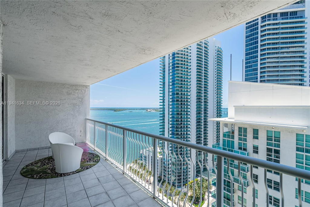 Real estate property located at 1200 Brickell Bay Dr #2807, Miami-dade, The Club At Brickell Bay, Miami, FL