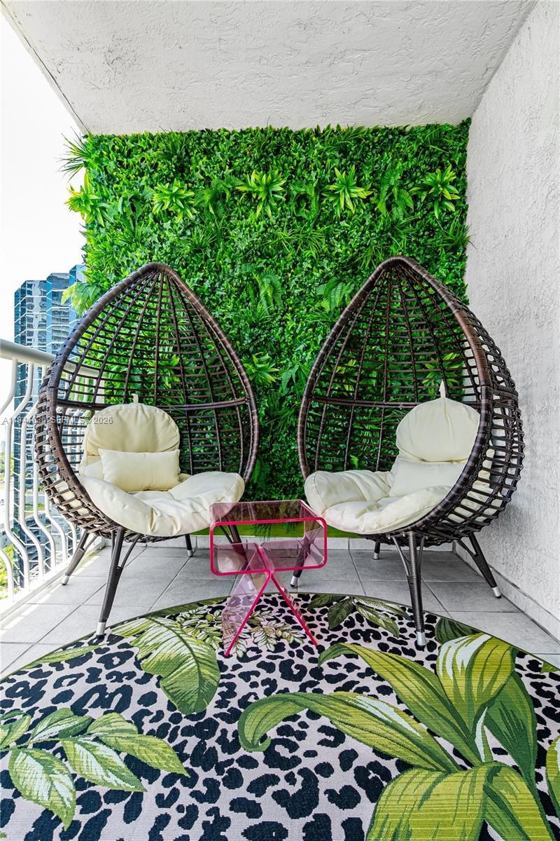 Real estate property located at 1200 Brickell Bay Dr #2807, Miami-dade, The Club At Brickell Bay, Miami, FL