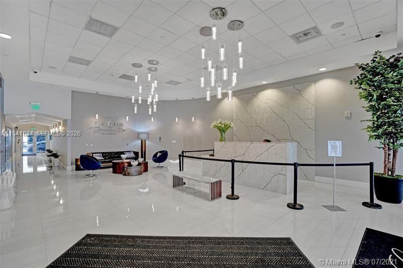 Real estate property located at 1200 Brickell Bay Dr #2807, Miami-dade, The Club At Brickell Bay, Miami, FL