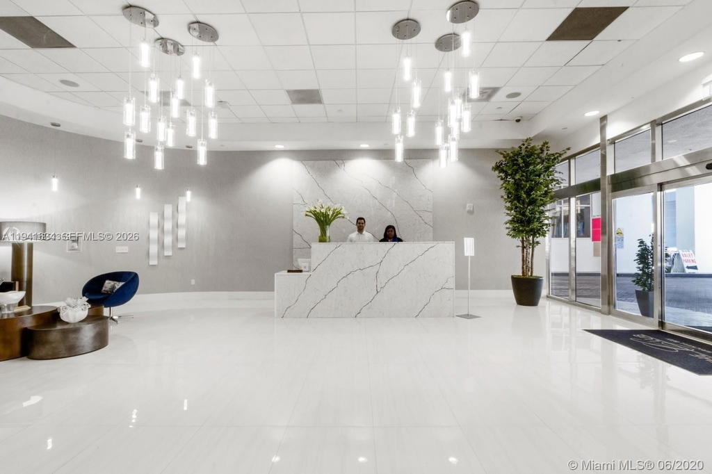 Real estate property located at 1200 Brickell Bay Dr #2807, Miami-dade, The Club At Brickell Bay, Miami, FL