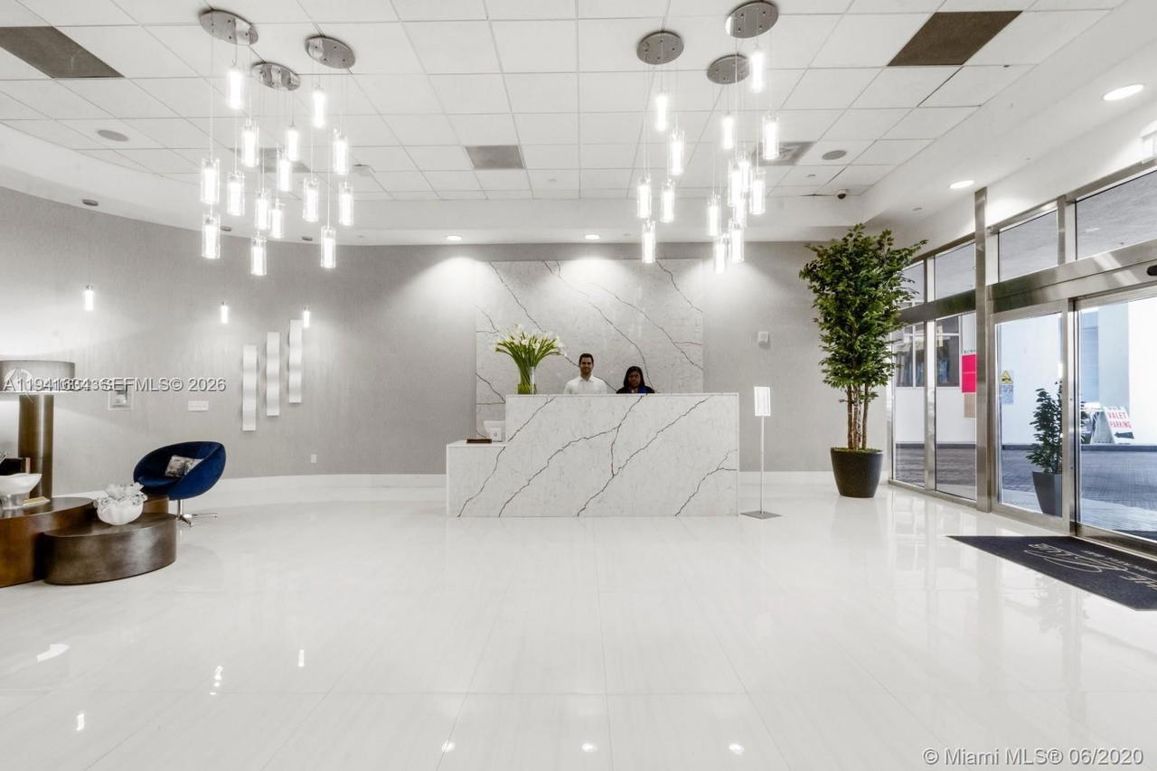Real estate property located at 1200 Brickell Bay Dr #2807, Miami-dade, The Club At Brickell Bay, Miami, FL
