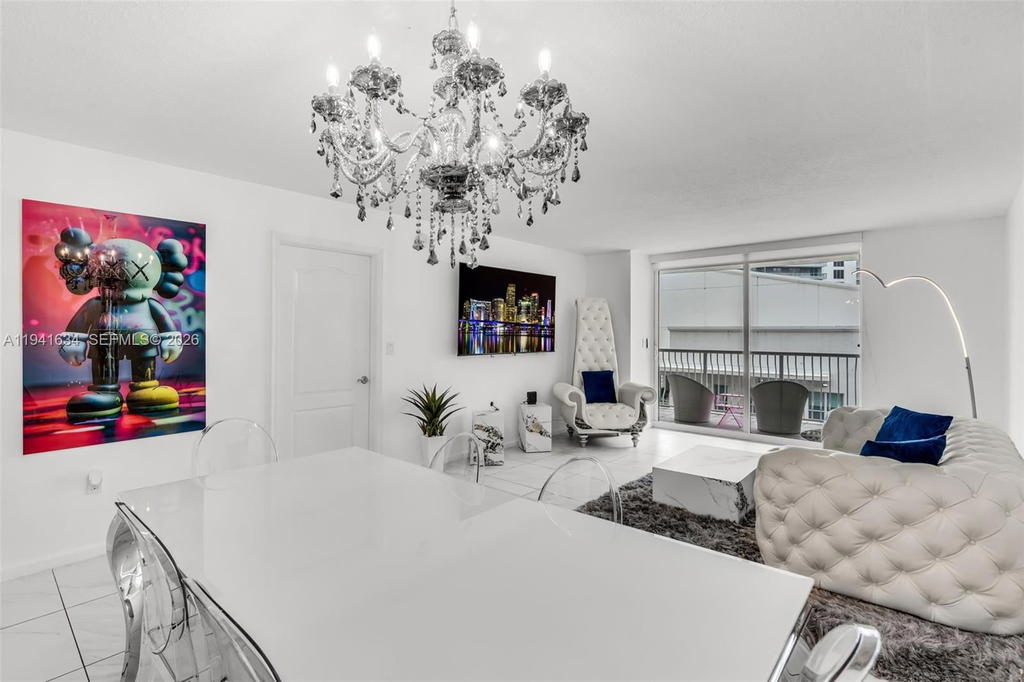 Real estate property located at 1200 Brickell Bay Dr #2807, Miami-dade, The Club At Brickell Bay, Miami, FL