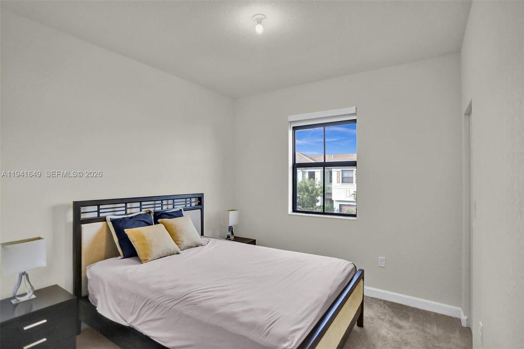 Real estate property located at 10025 32nd Ln, Miami-dade, Aquabella Section One, Hialeah, FL