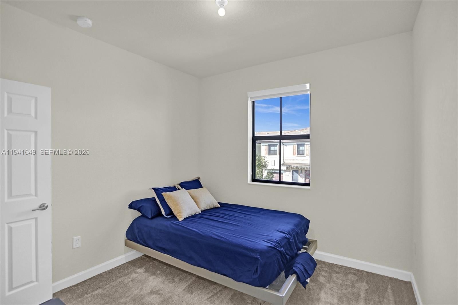 Real estate property located at 10025 32nd Ln, Miami-dade, Aquabella Section One, Hialeah, FL