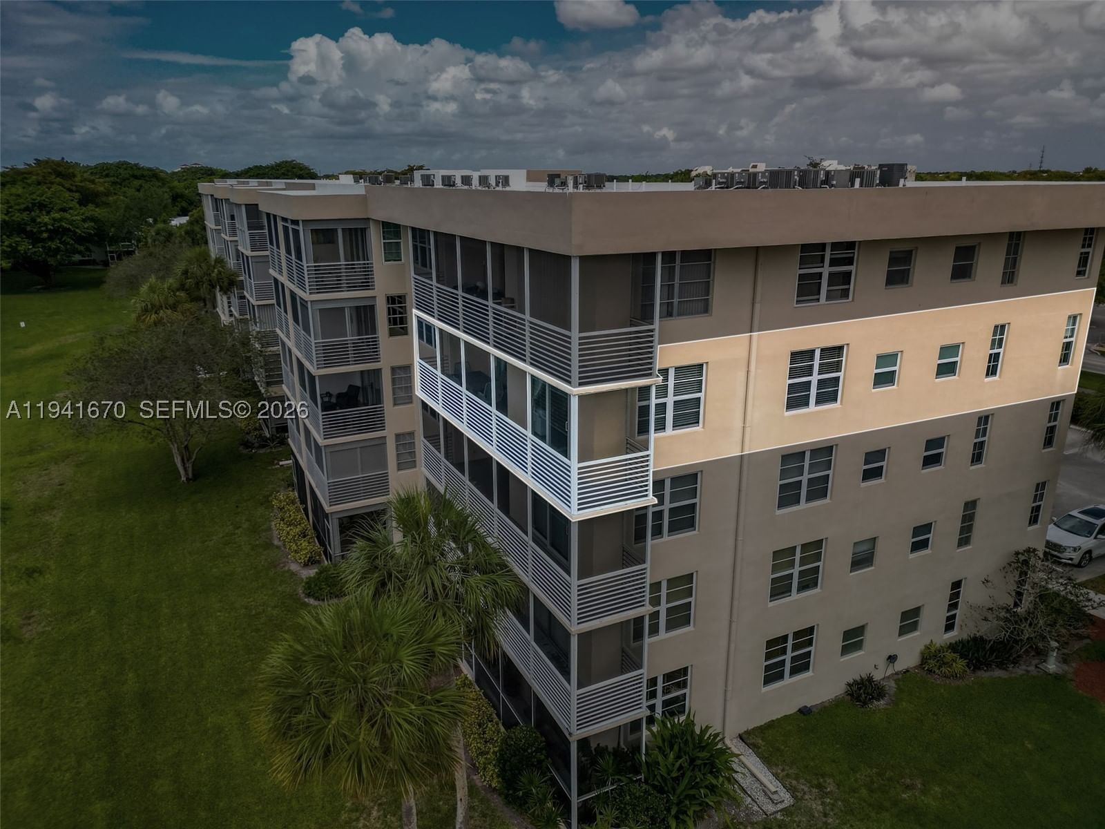 Real estate property located at 4030 Palm Aire Dr #408, Broward, No 102 Palm-aire Country, Pompano Beach, FL