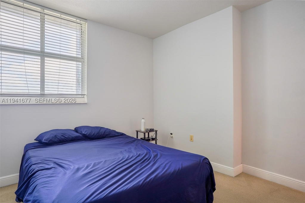 Real estate property located at 1250 Miami Ave #3003, Miami-dade, Vue At Brickell Condo, Miami, FL