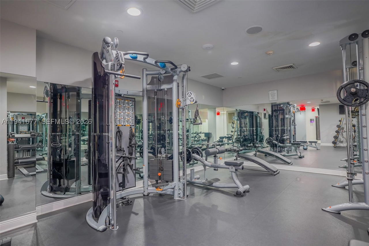 Real estate property located at 1250 Miami Ave #3003, Miami-dade, Vue At Brickell Condo, Miami, FL