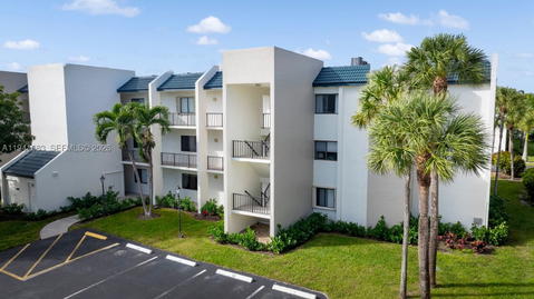 Real estate property located at 1605 Us Highway 1 V6-102, Palm Beach, Jupiter Ocean And Racquet, Jupiter, FL