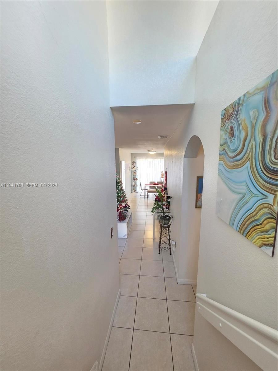 Real estate property located at 11702 137th Pl, Miami-dade, Century Breeze, Miami, FL