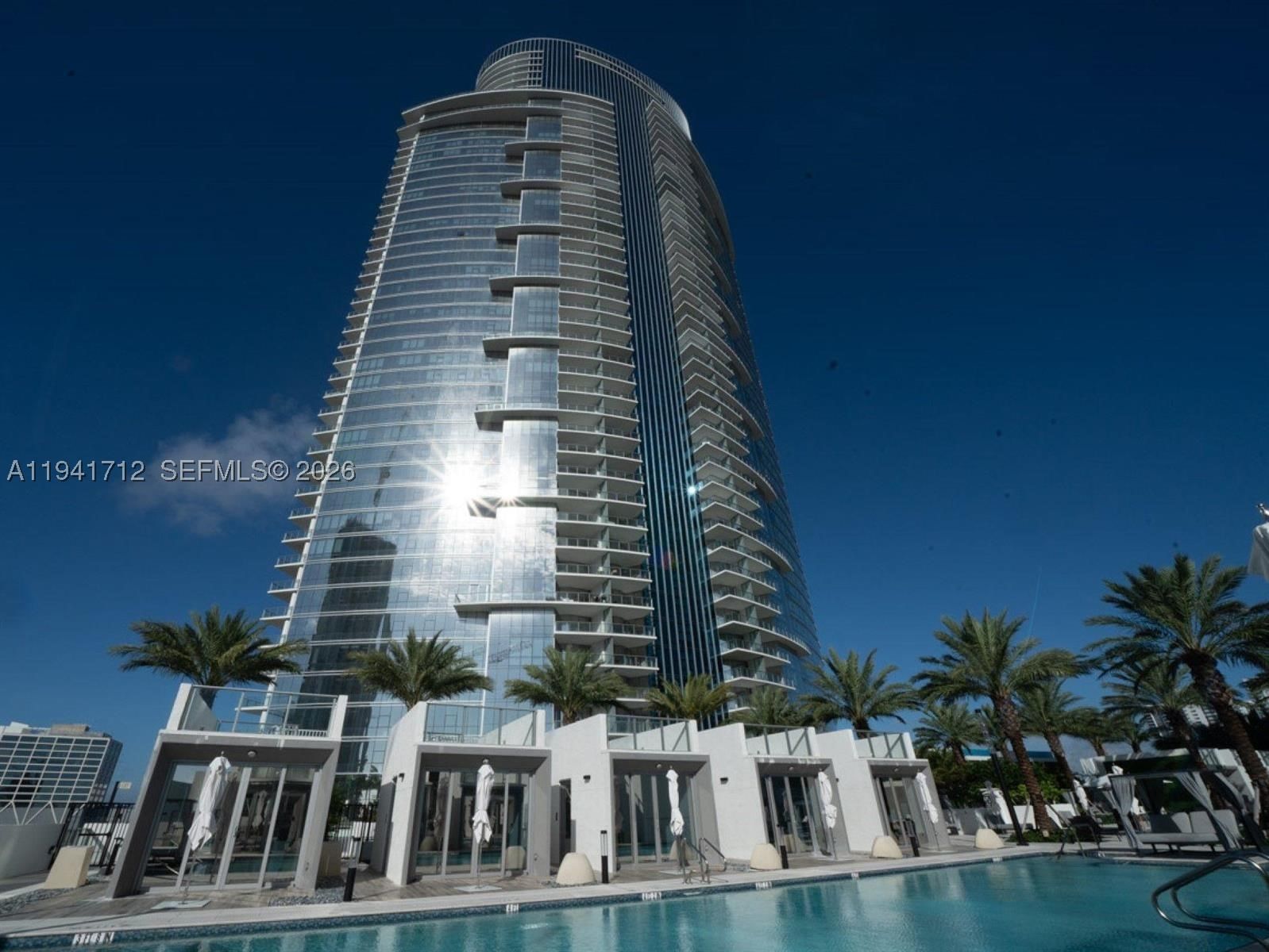 Real estate property located at 851 1st Ave #3606, Miami-dade, Paramount Worldcenter, Miami, FL