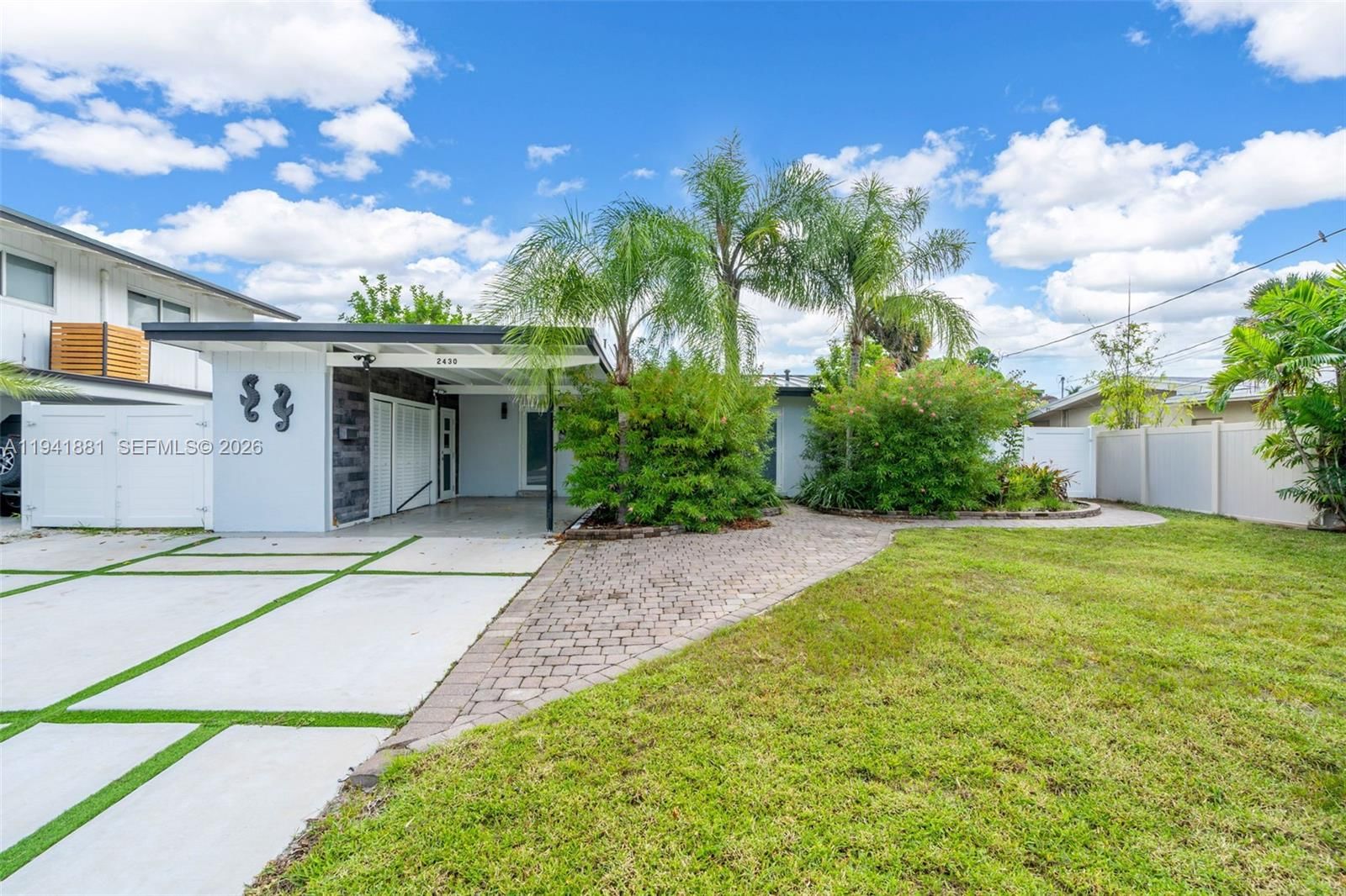 Real estate property located at 2430 Key Largo Lane, Broward, Lauderdale Isles No 2-blk, Fort Lauderdale, FL