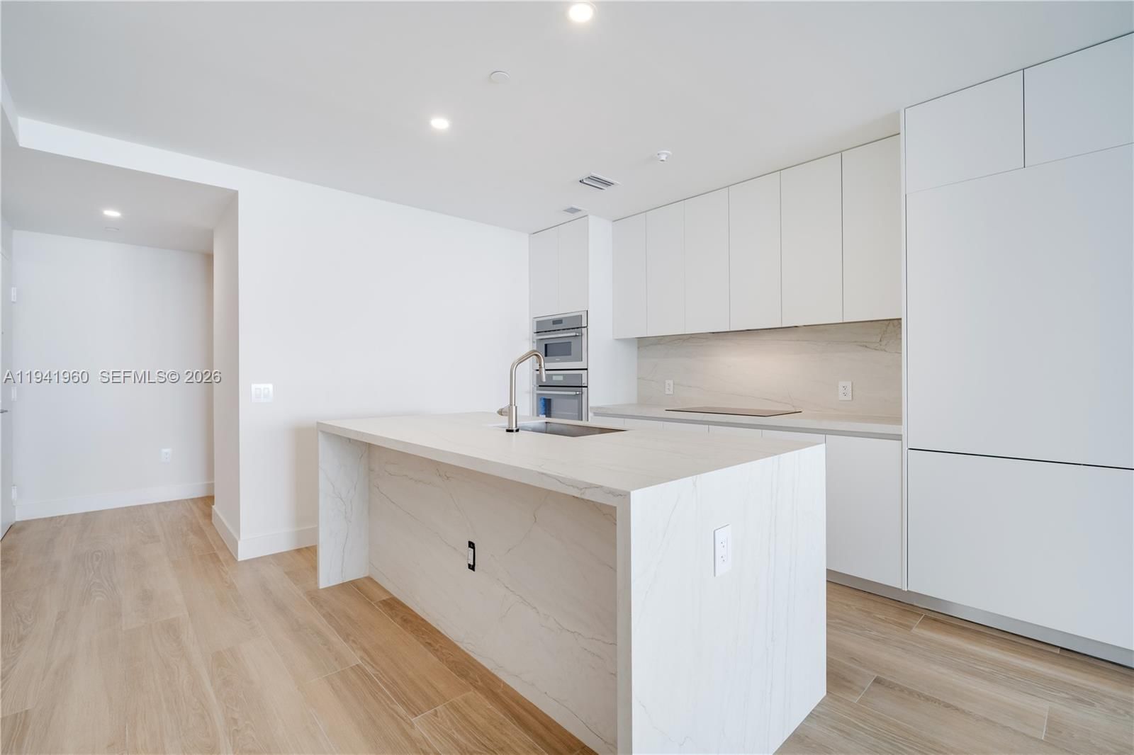 Real estate property located at 700 24 Street #4203, Miami-dade, Aria Reserve South, Miami, FL