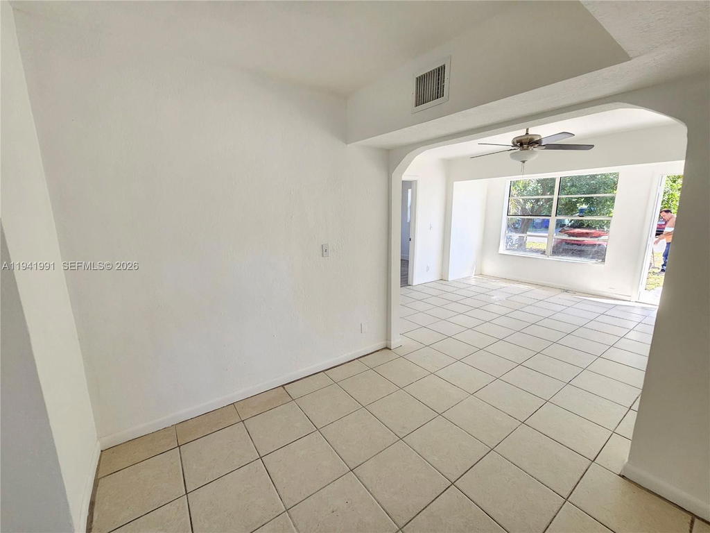 Real estate property located at 5621 Cleveland St, Broward, Playland Country Estates, Hollywood, FL