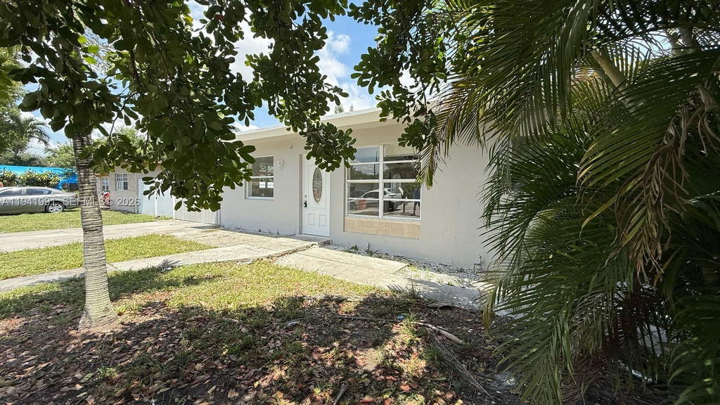Real estate property located at 5621 Cleveland St, Broward, Playland Country Estates, Hollywood, FL