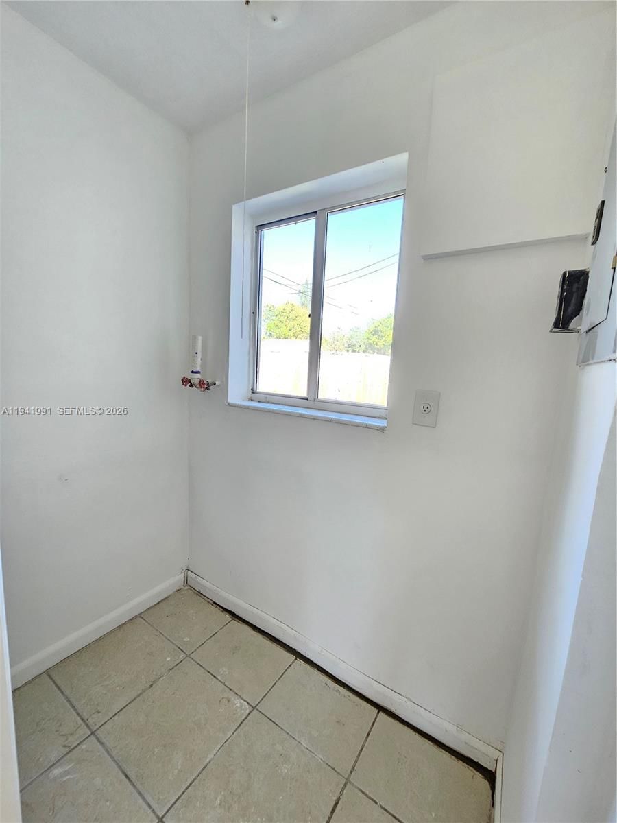 Real estate property located at 5621 Cleveland St, Broward, Playland Country Estates, Hollywood, FL