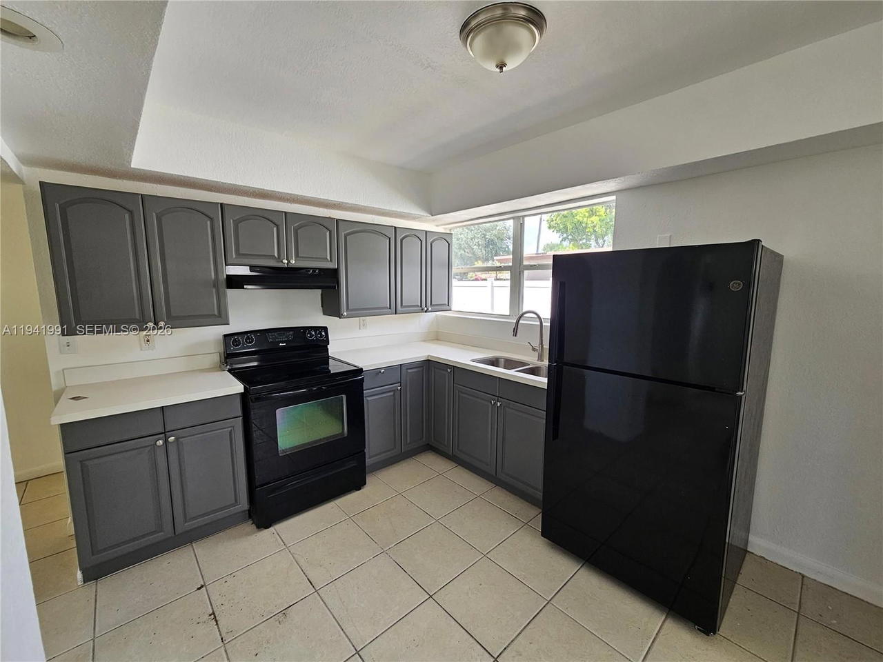 Real estate property located at 5621 Cleveland St, Broward, Playland Country Estates, Hollywood, FL