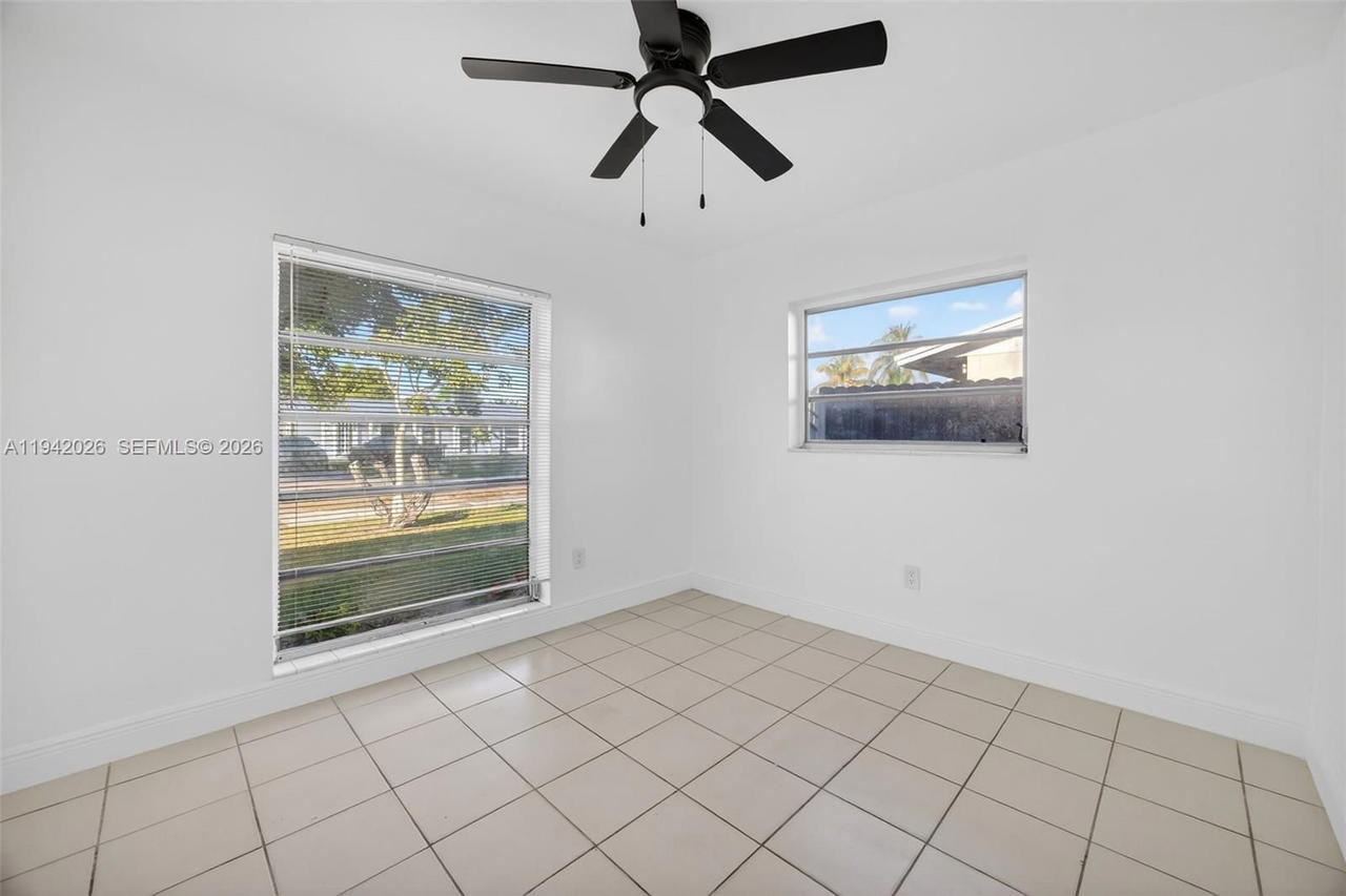 Real estate property located at 11000 156th St, Miami-dade, Fairway Estates Sec 7, Miami, FL