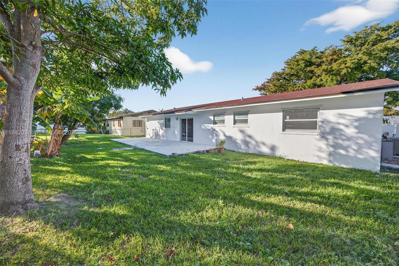 Real estate property located at 11000 156th St, Miami-dade, Fairway Estates Sec 7, Miami, FL