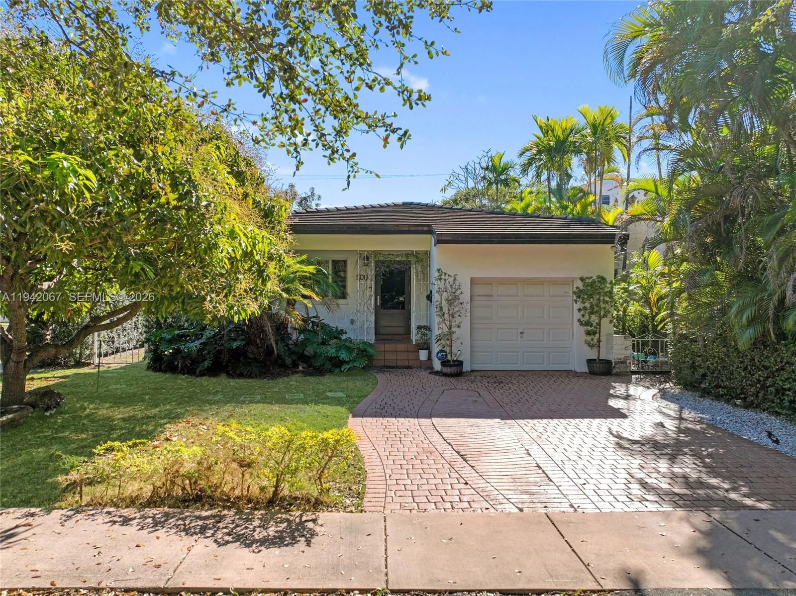Real estate property located at 500 Aragon Ave, Miami-dade, Coral Gables Sec B, Coral Gables, FL