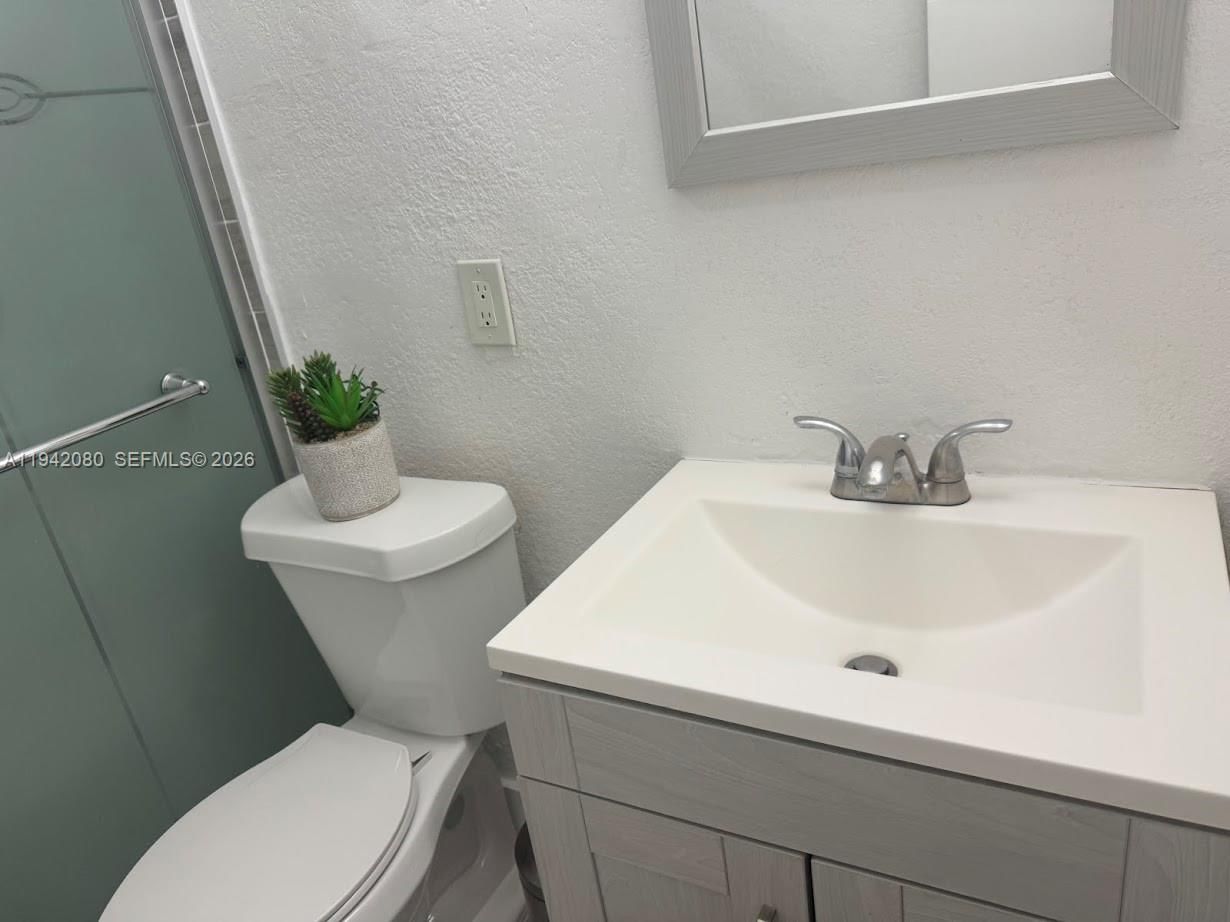 Real estate property located at 412 15th St, Miami-dade, Manor Gardens Addn, Hialeah, FL