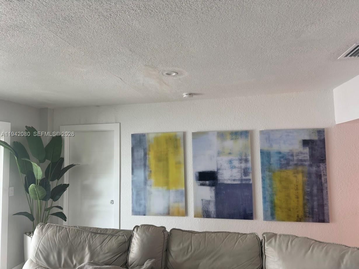 Real estate property located at 412 15th St, Miami-dade, Manor Gardens Addn, Hialeah, FL