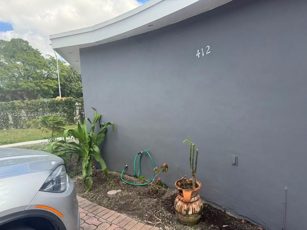 Real estate property located at 412 15th St, Miami-dade, Manor Gardens Addn, Hialeah, FL